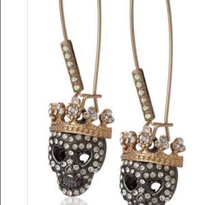 🖤 Betsey Johnson drop dangle signature skull & crown earrings 🖤